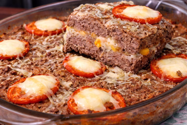 bolo de carne recheado - Imagem via Chatgpt